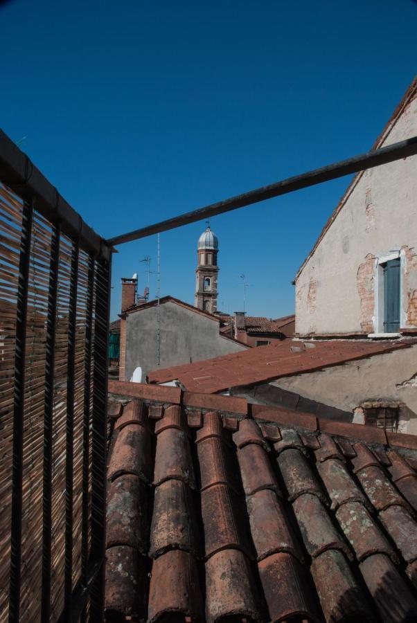 Ca' San Trovaso - 6 Rooms Венеция Экстерьер фото